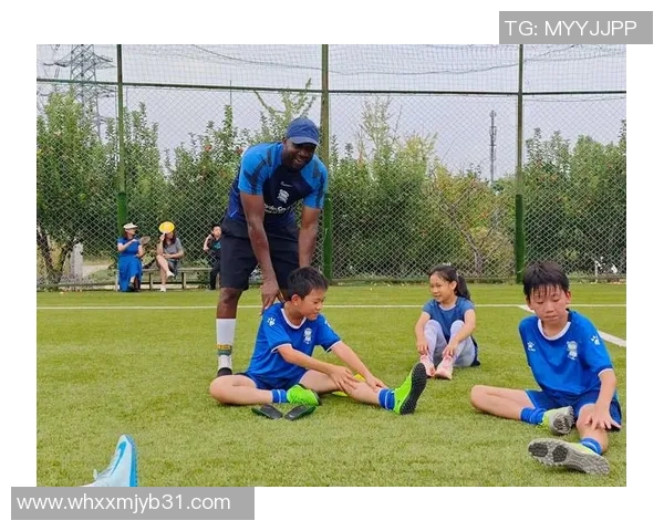 足球明星的孩子们：继承天赋与梦想的未来之星